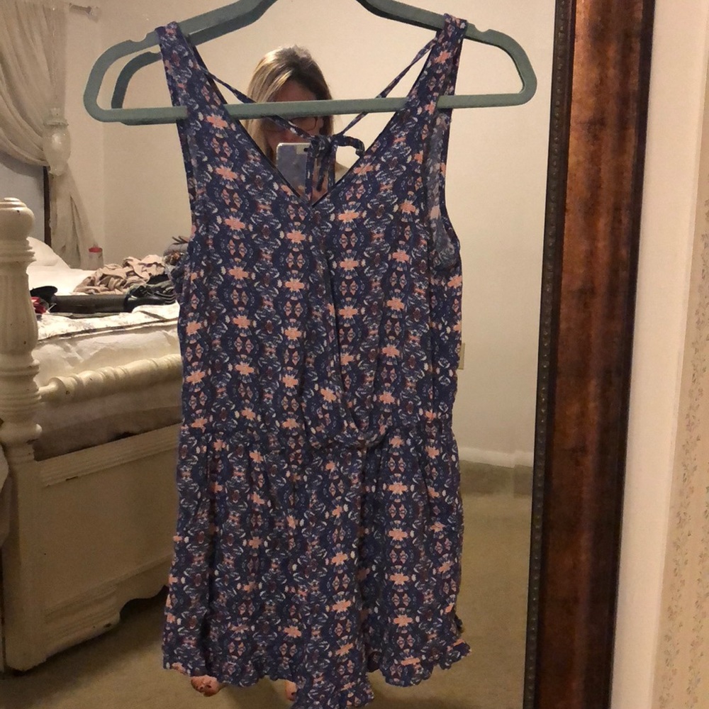 Romper - Picture 1 of 3